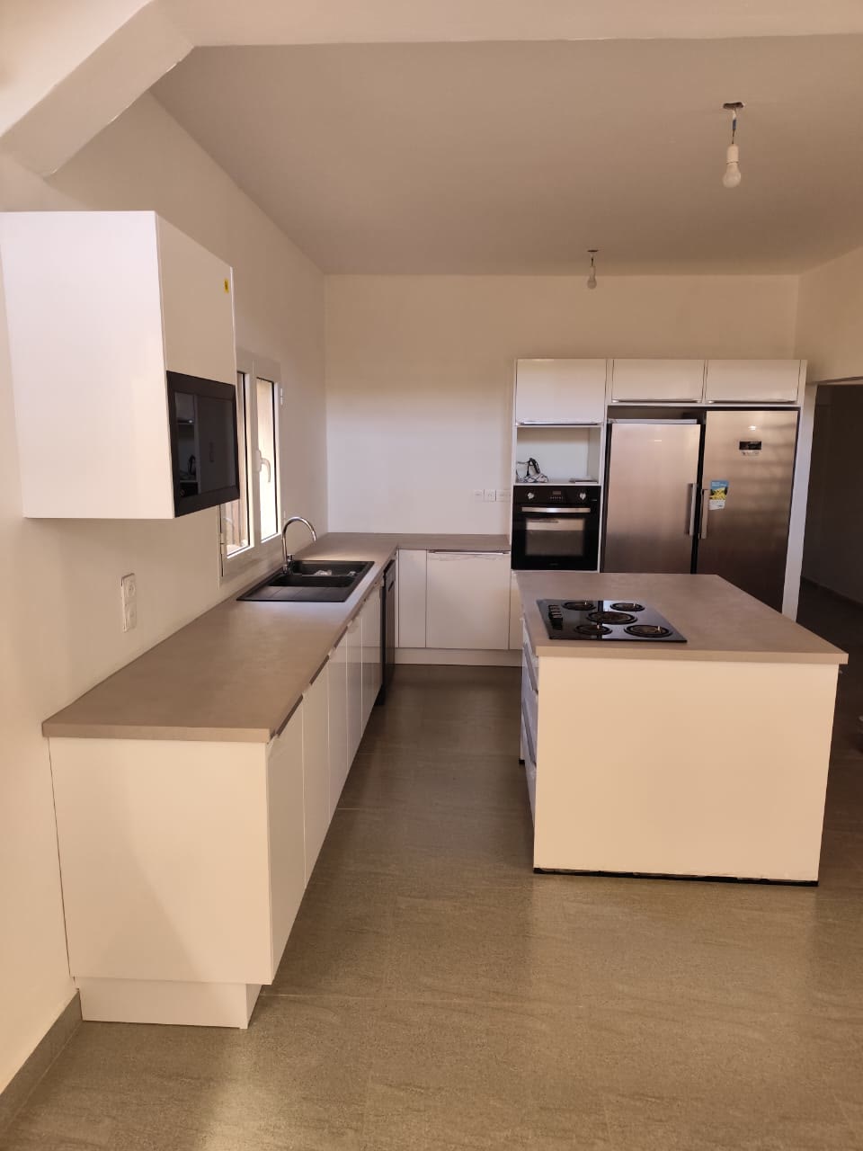 Cuisine sur-mesure — Atelier du Meuble, Mayotte