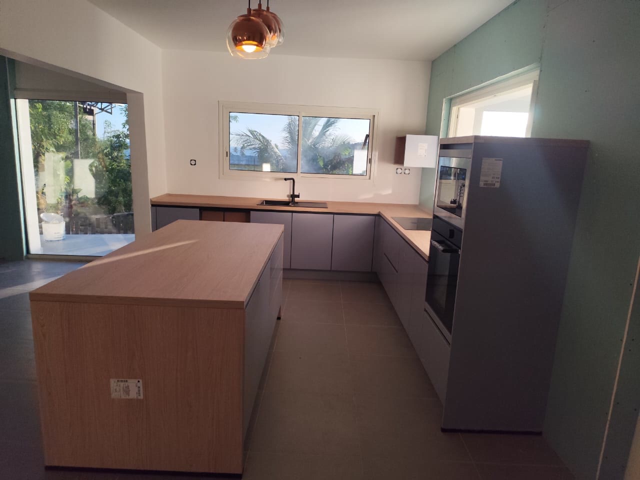 Cuisine sur-mesure — Atelier du Meuble, Mayotte