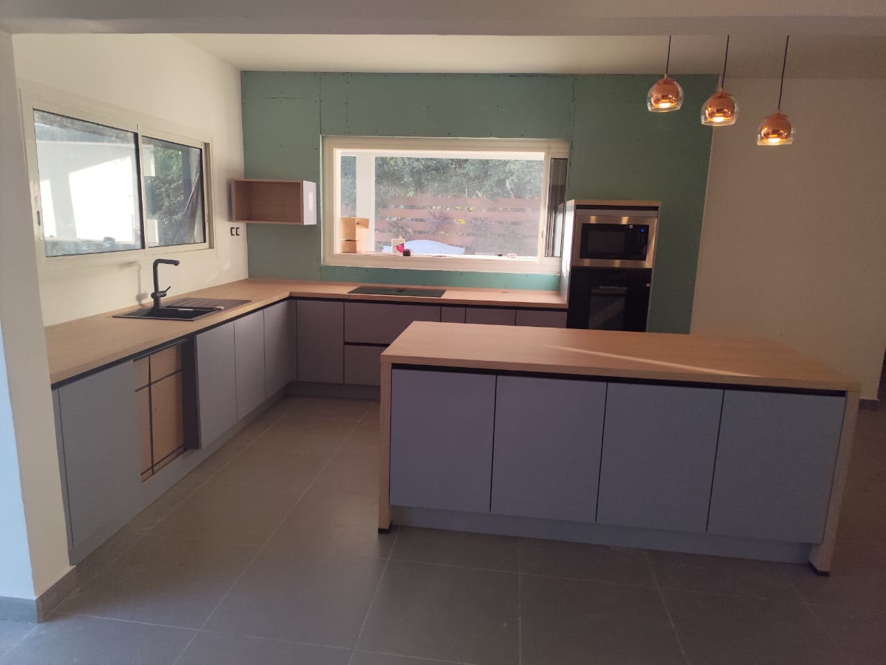 Cuisine sur-mesure — Atelier du Meuble, Mayotte