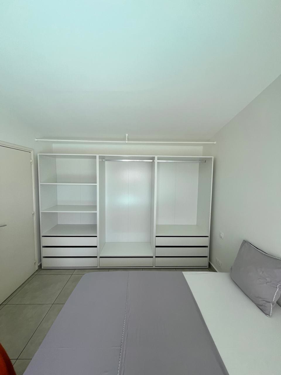 Dressing sur-mesure — Atelier du Meuble, Mayotte
